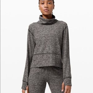 LULULEMON READY TO RULU FLEECE PULLOVER SIZE 6